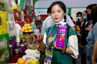 河南省供销合作社系统1000余款农副产品亮相第二届郑州食博会